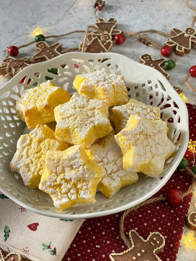 almond and lemon cookies