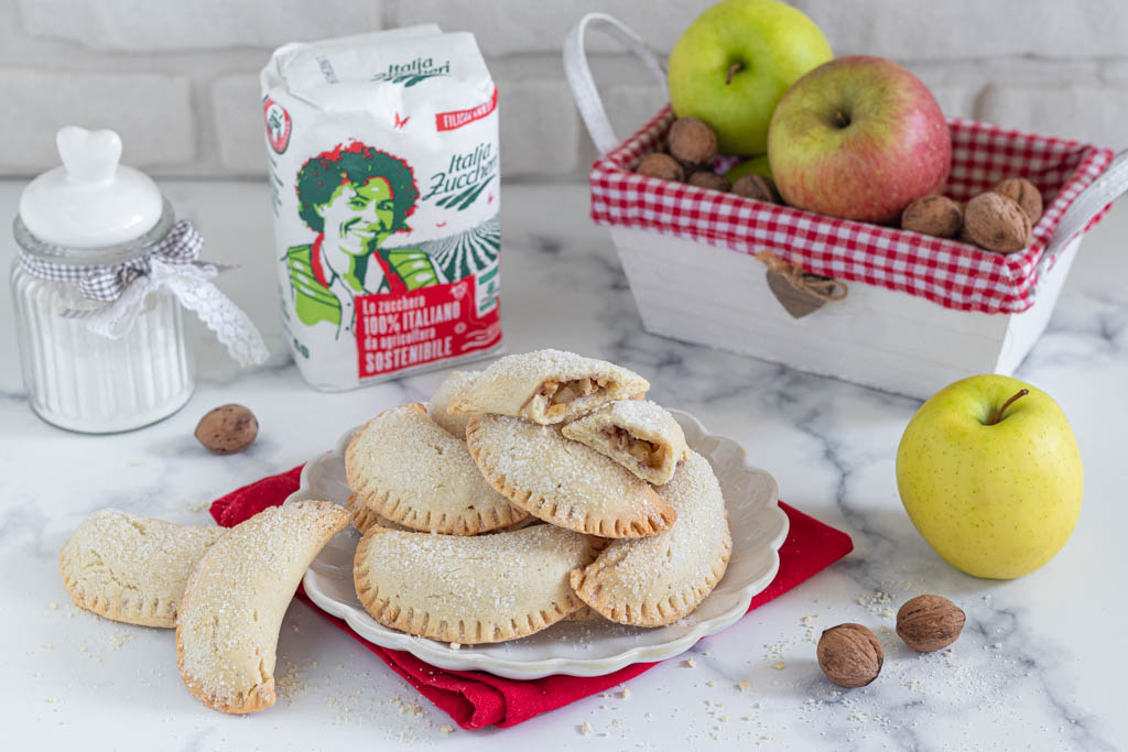 Apple and Cinnamon Half-Moons