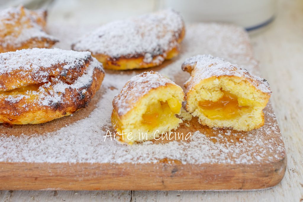 Apple Heart Shortcrust Crescents