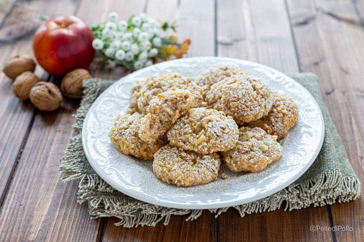 Apple and Walnut Cookies