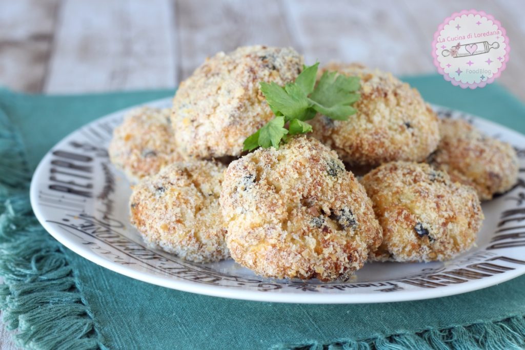 baked cauliflower meatballs