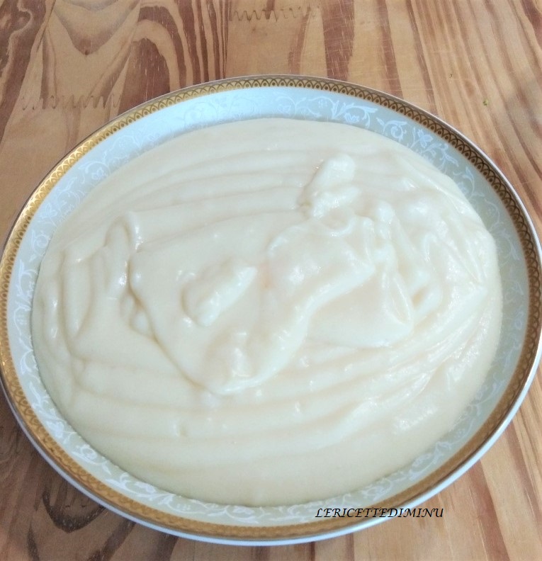 Quick and Simple Béchamel Sauce Recipe