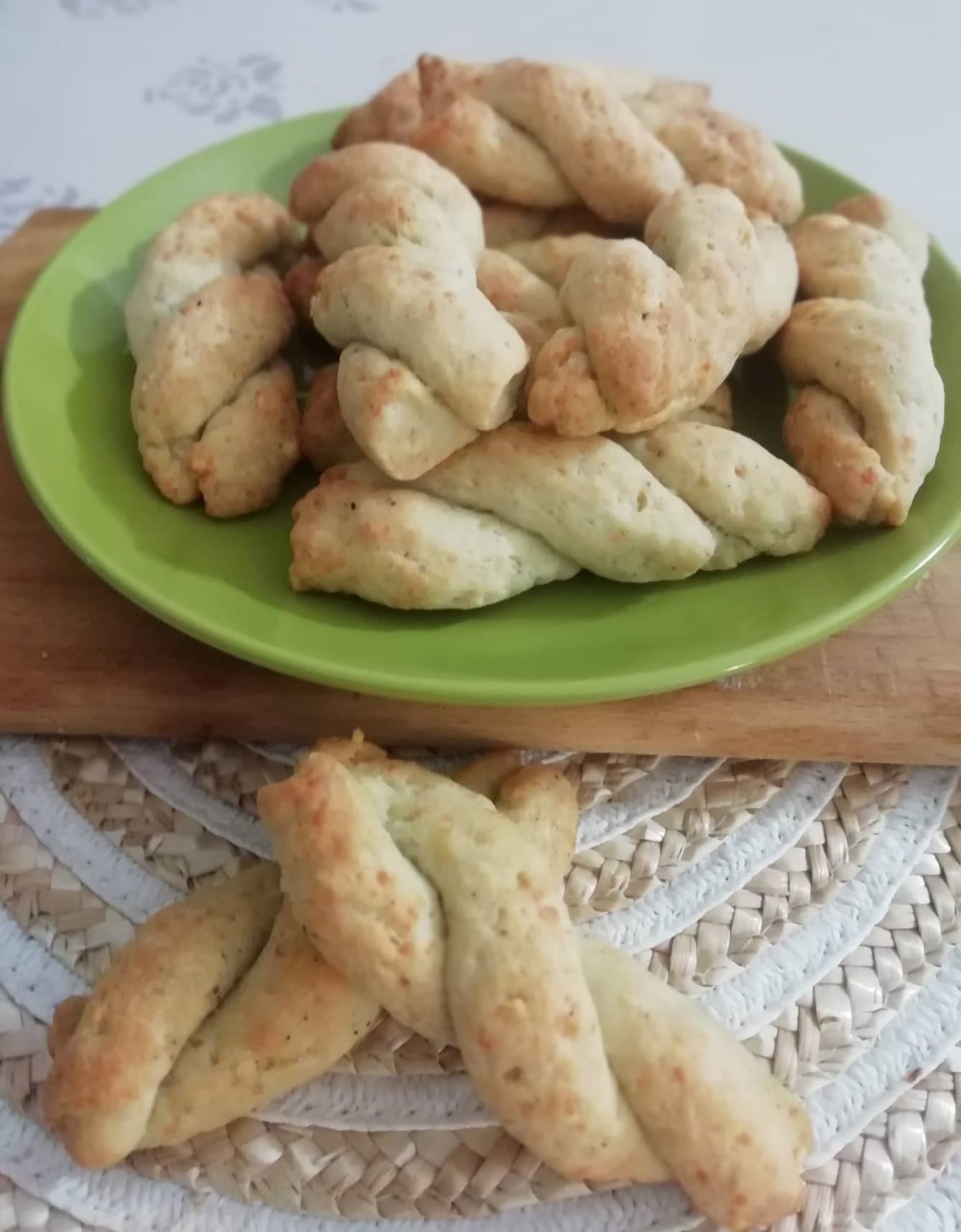 SAVORY BRAIDS cacio e pepe