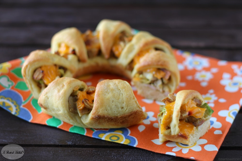 Brioche Ring with Turkey and Avocado