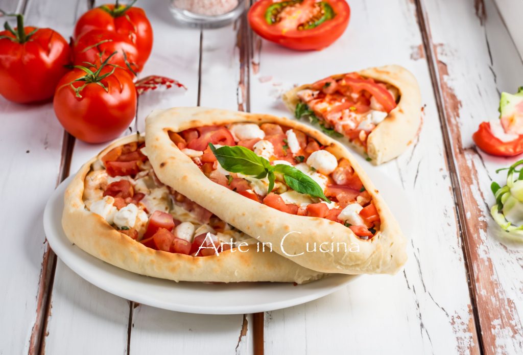 Caprese Pizza Boats