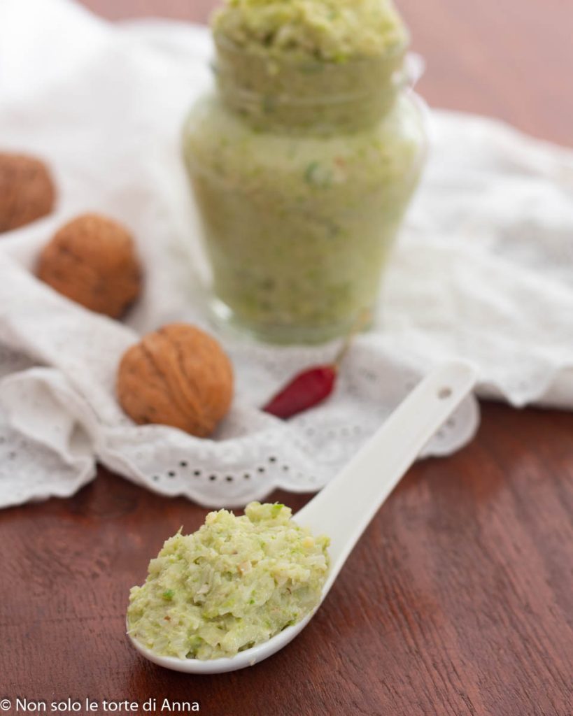 cauliflower and walnut pesto