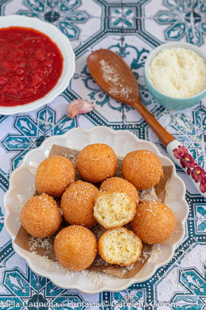 cheese and egg balls without bread