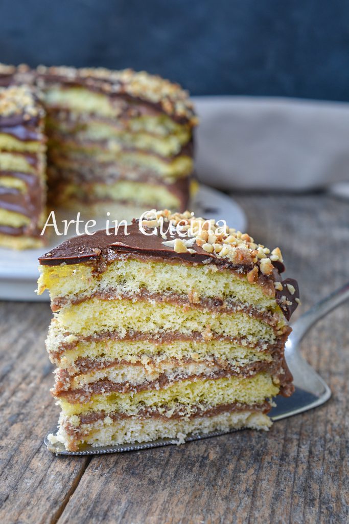 Quick Chocolate Cake with Cream