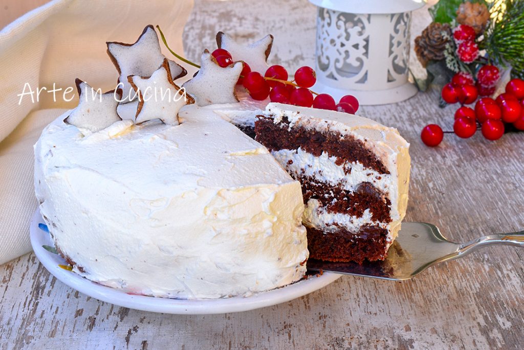 Christmas Cake with Cream and Nutella