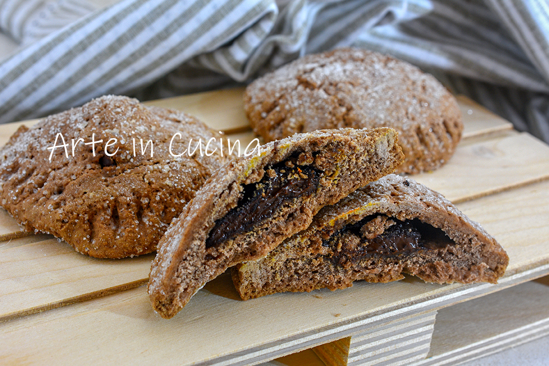 Cocoa Shortbread with Chocolate Filling