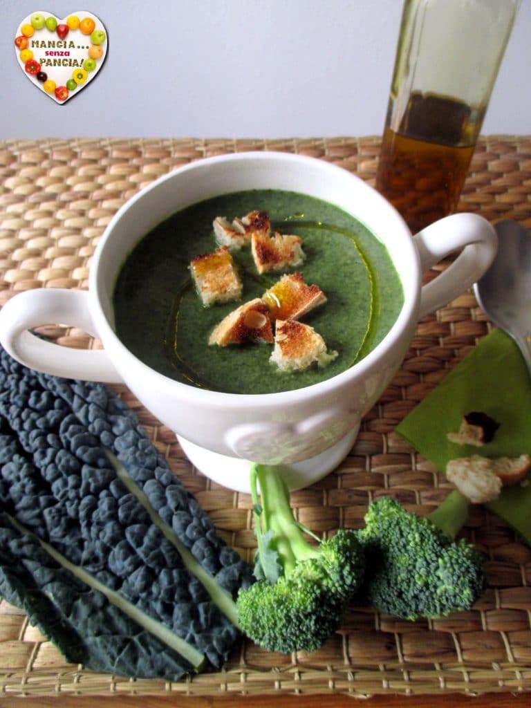 Creamy broccoli and kale soup, Eat without Belly