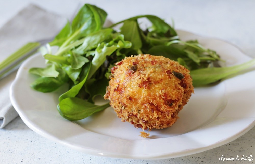 Crispy hard-boiled eggs