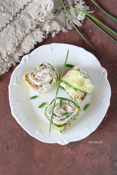 cut the roll into 2-cm pieces and serve