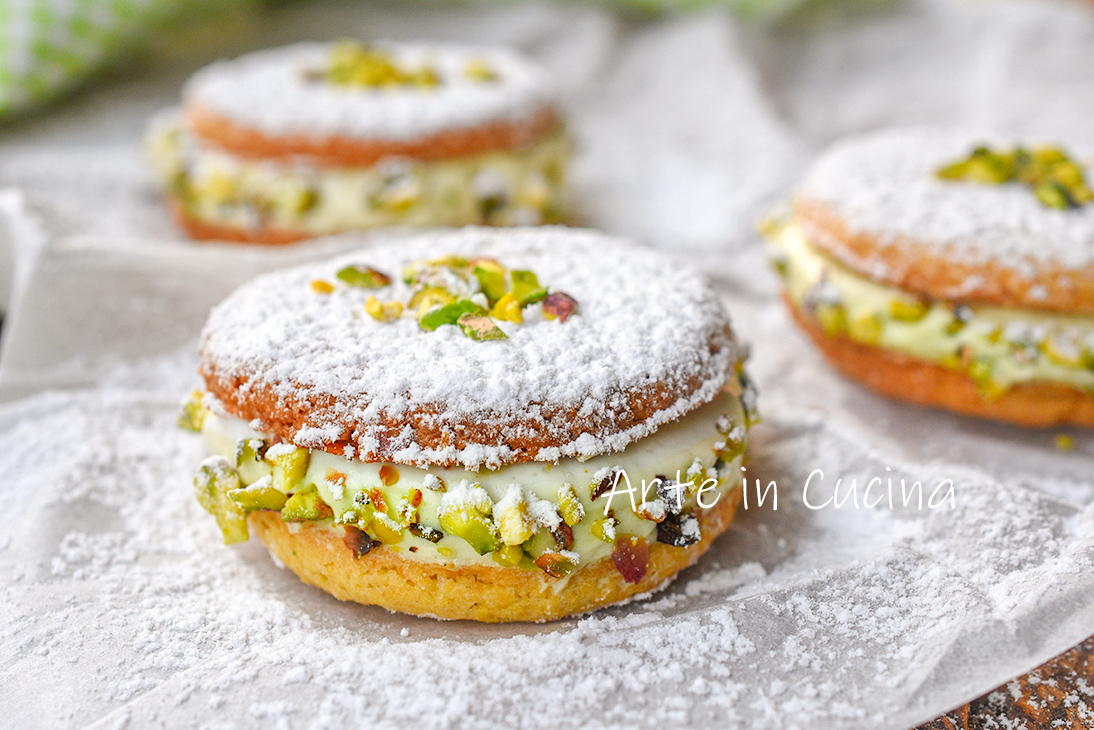 DELICIOUS PISTACHIO Neapolitan Sweets