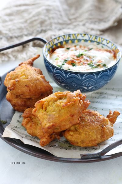 drain the fritters on absorbent paper and serve