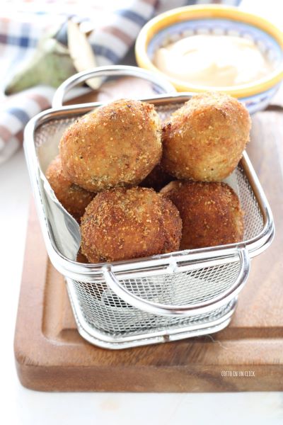 drain the eggplant meatballs on paper towels and serve