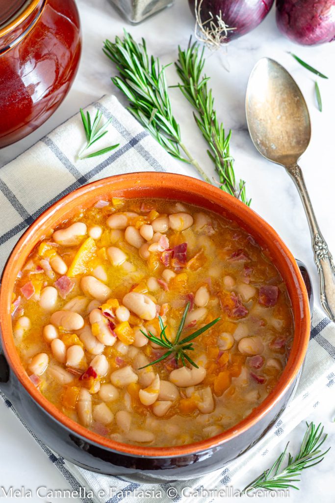 easy bean and pumpkin soup recipe