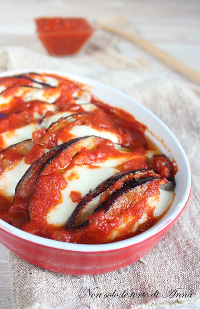 eggplants in tomato sauce