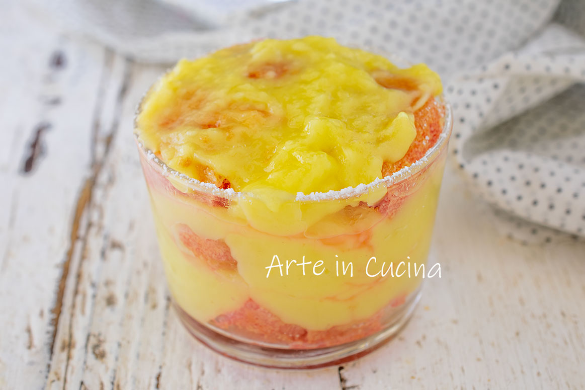 Fake tiramisu with custard and alchermes