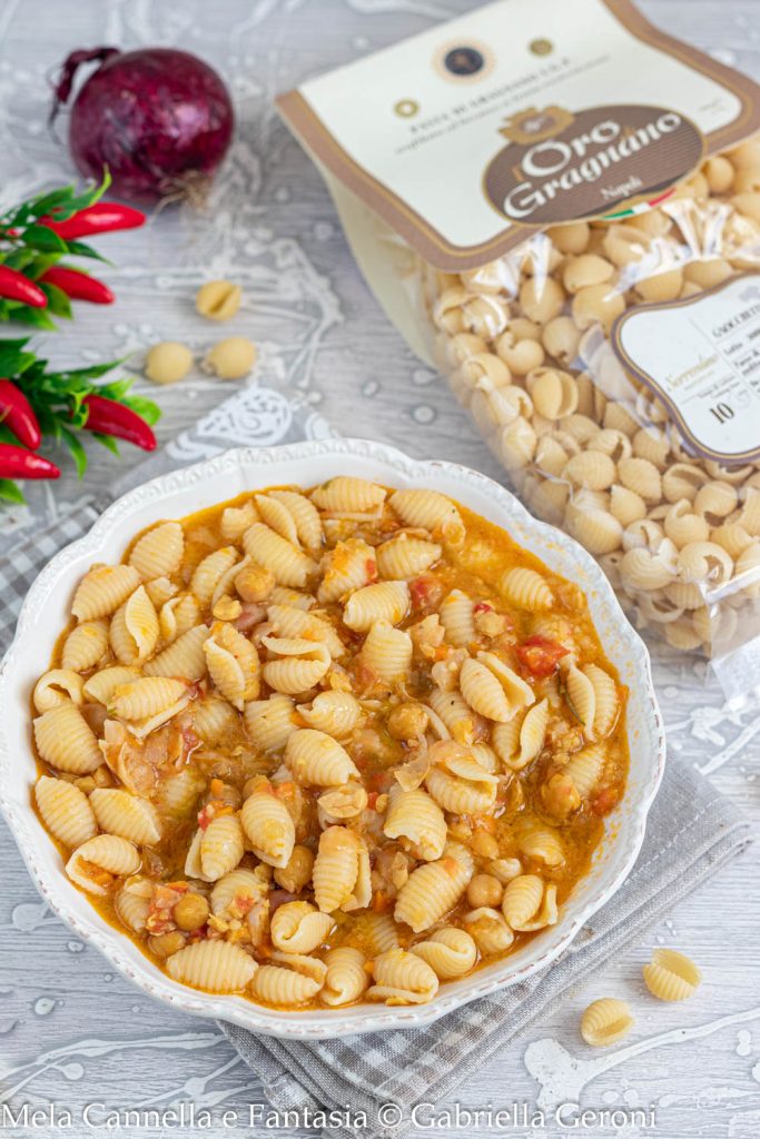 Abruzzese chickpea soup