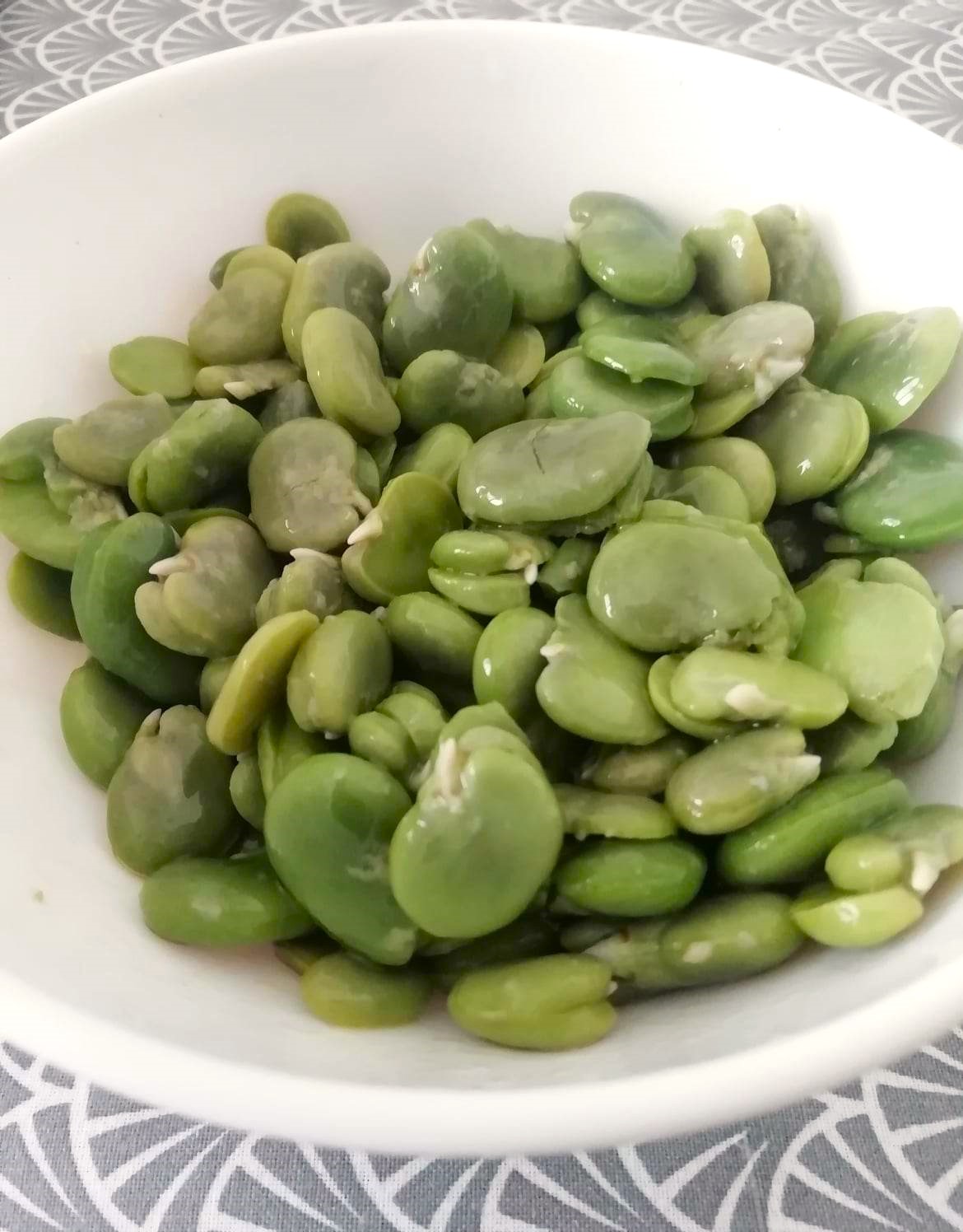 BOILED FRESH FAVA BEANS