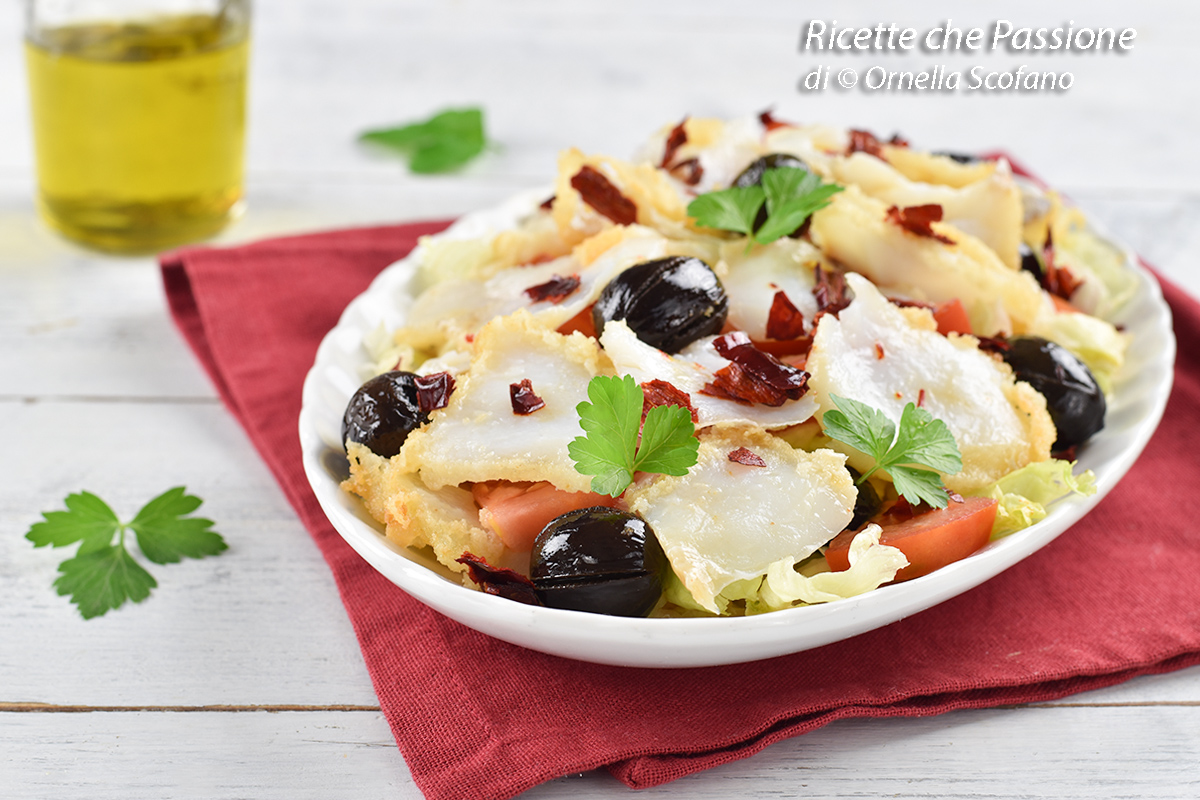 Fried Salted Cod Salad: the Appetizer to Serve at Christmas