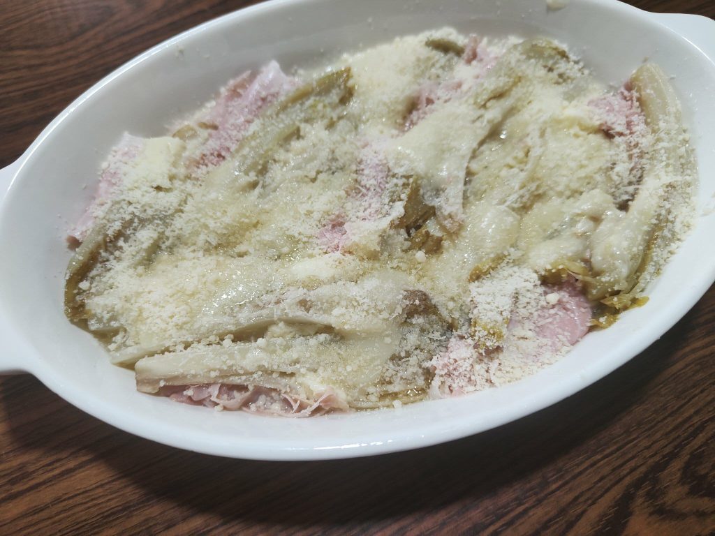 Creamy Gratinated Belgian Endive with Cooked Ham