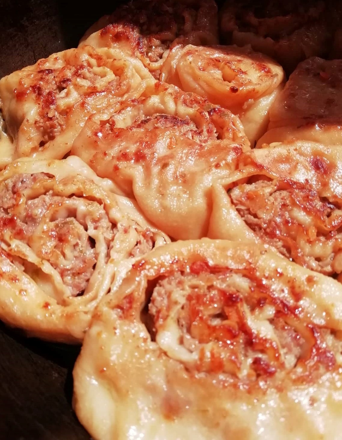 PASTA ROLL WITH MINCED MEAT