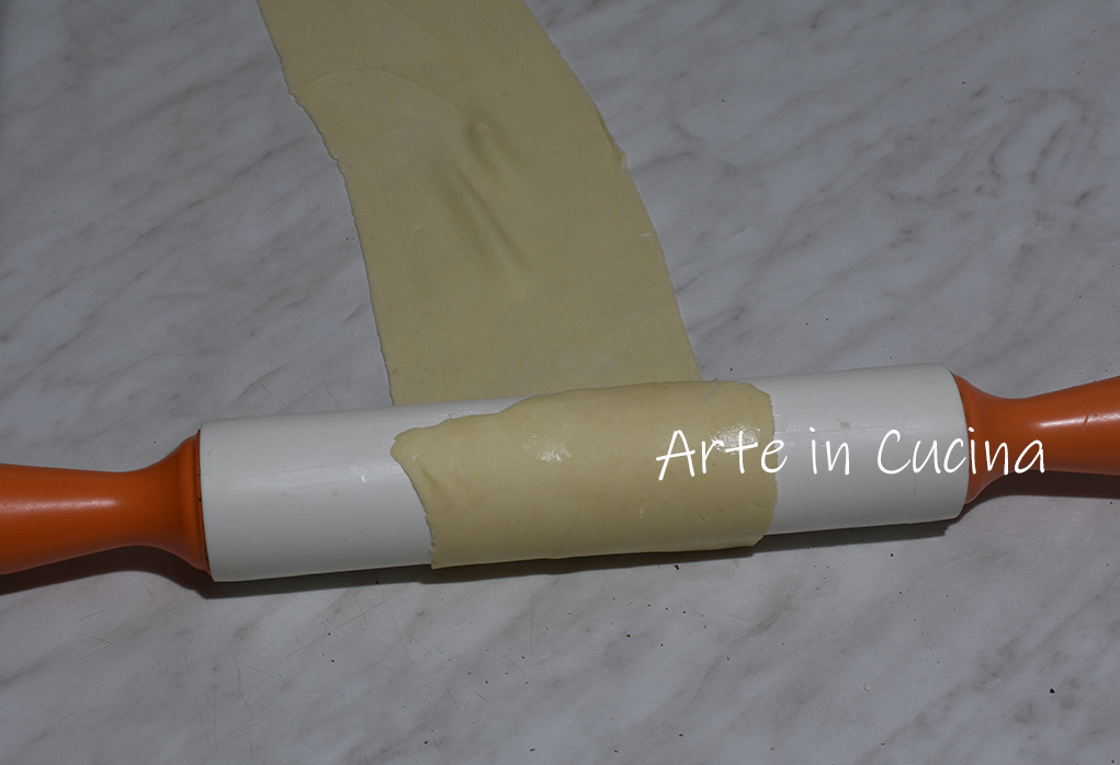 Lobster tails Neapolitan sfogliatelle