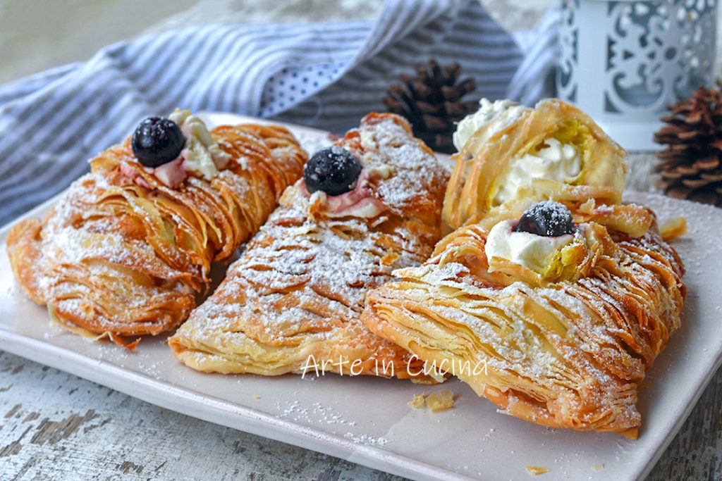 Lobster tails Neapolitan sfogliatelle