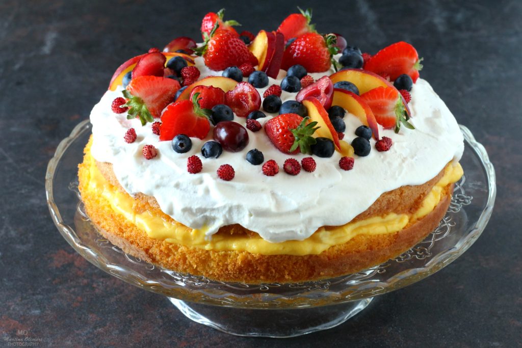 Naked Fruit Cake