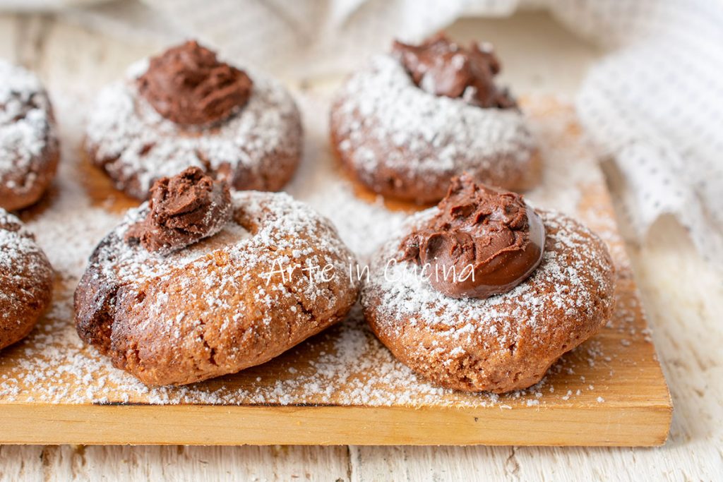 Nutella Cocoa Cookies with Nutella