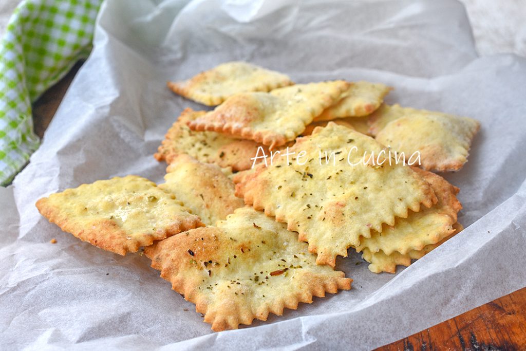 Oregano Saltines, Tasty and Quick