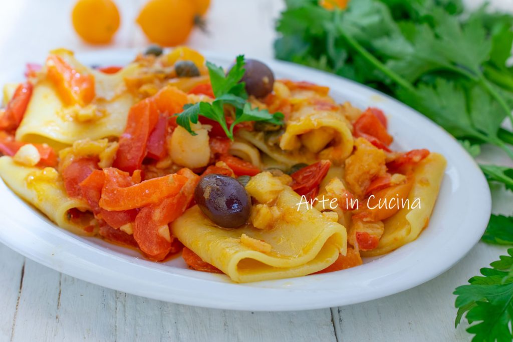 Paccheri with cod and peppers