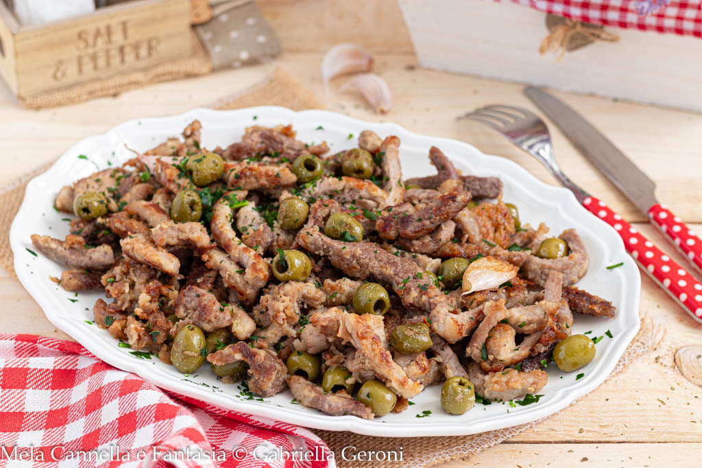 Pan-fried Pork Strips with Olives
