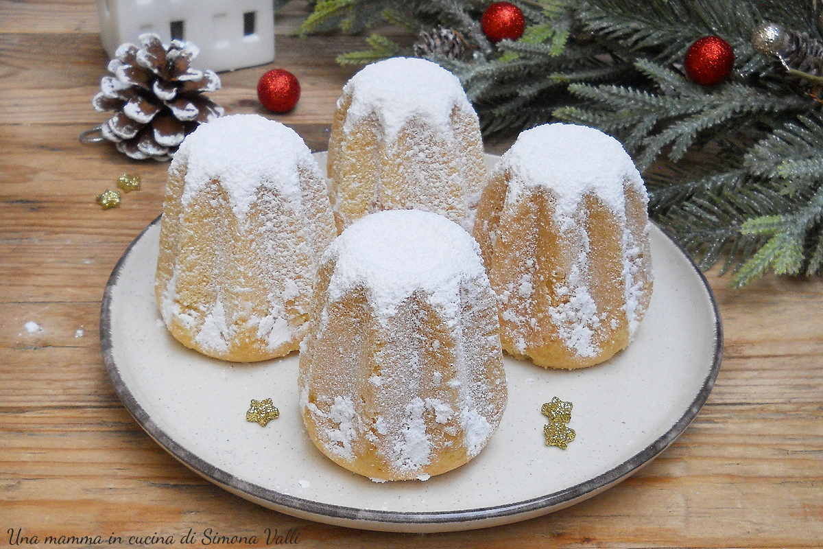 Fast, Soft ‘Paradise’ Mini Pandoro Without Yeast