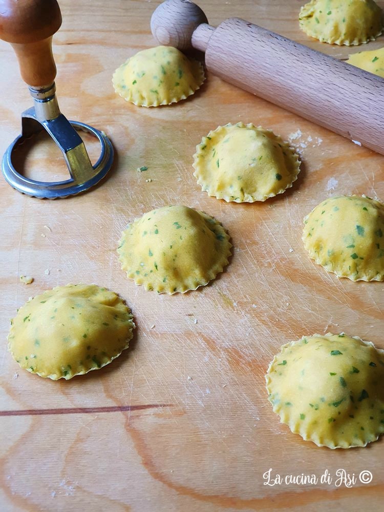 parsley buttons with shrimp filling