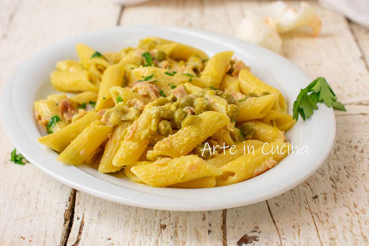 Pasta with Peas and Ham