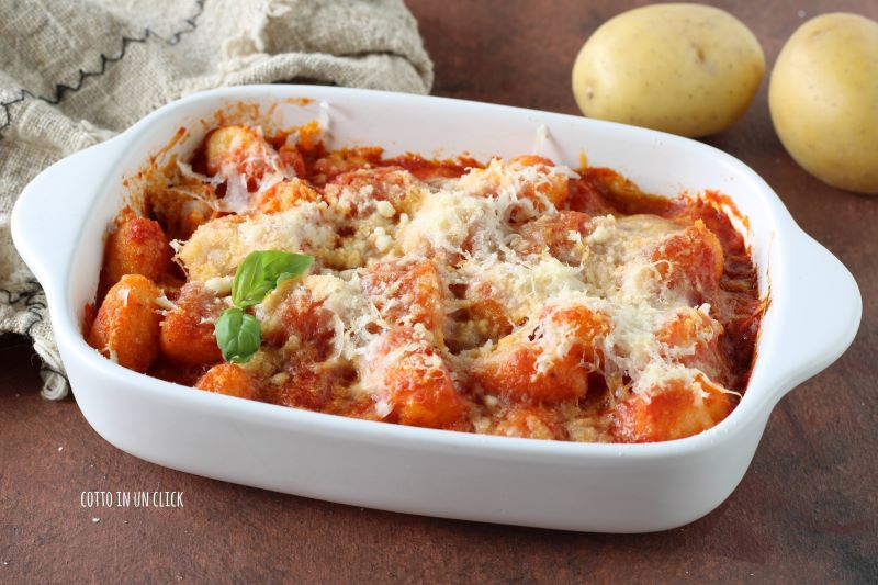 baked gnocchi with tomato