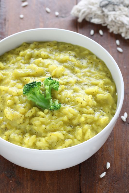 broccoli and saffron risotto in a pressure cooker