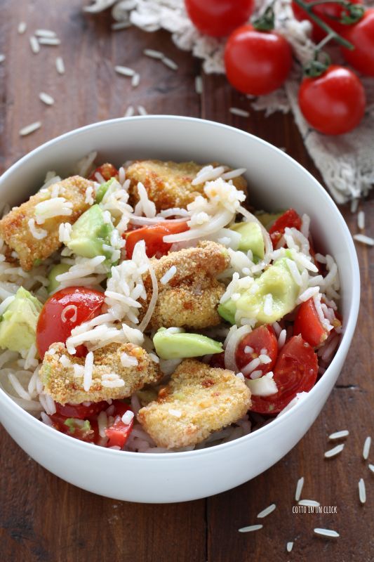 cold rice with chicken and vegetables