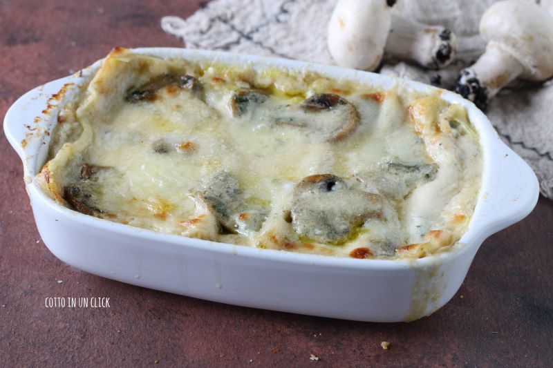 lasagna with mushrooms and gorgonzola