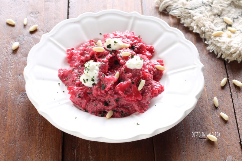 Pasta with Beetroot and Stracchino