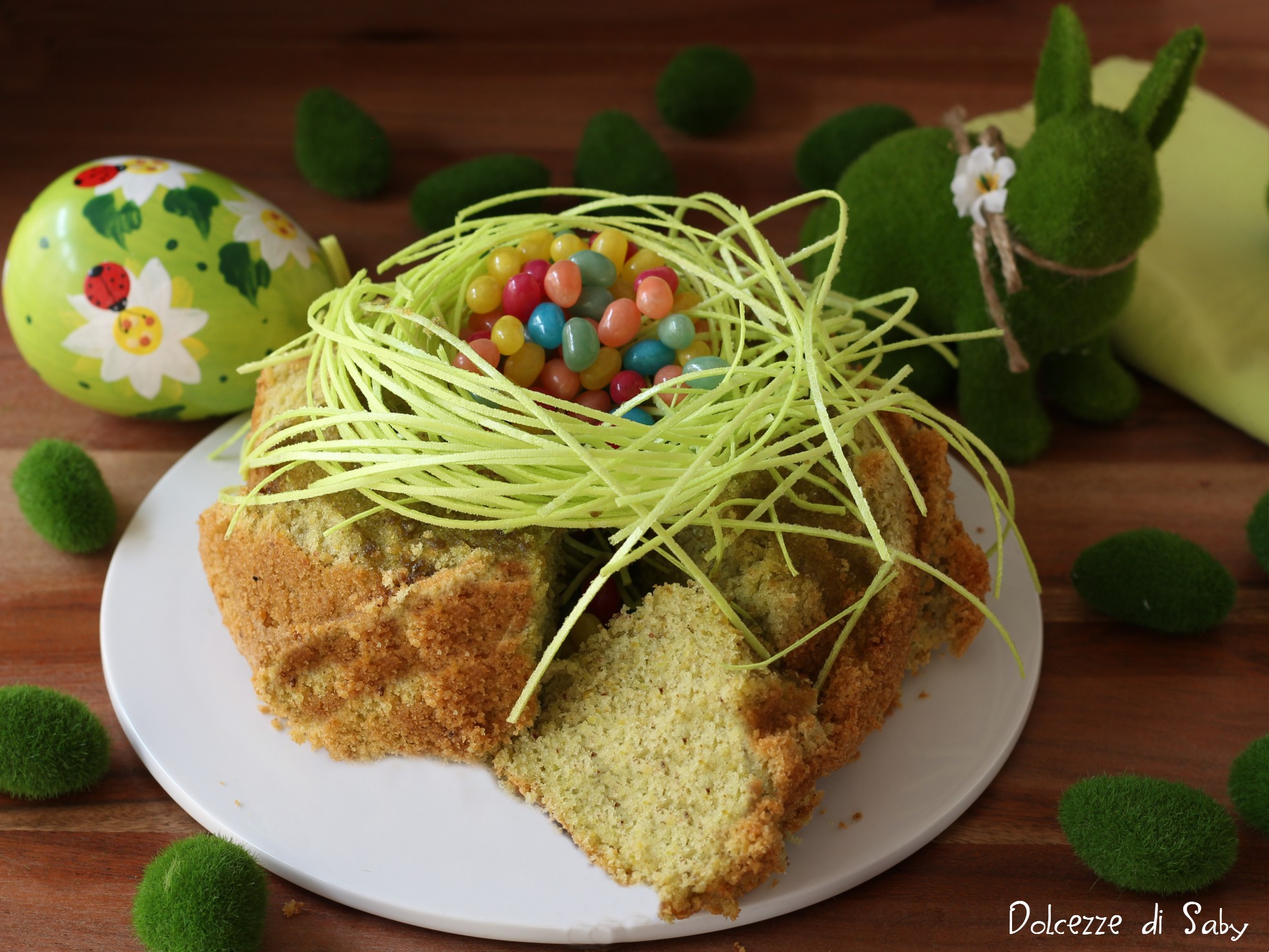 Pistachio Bundt Cake