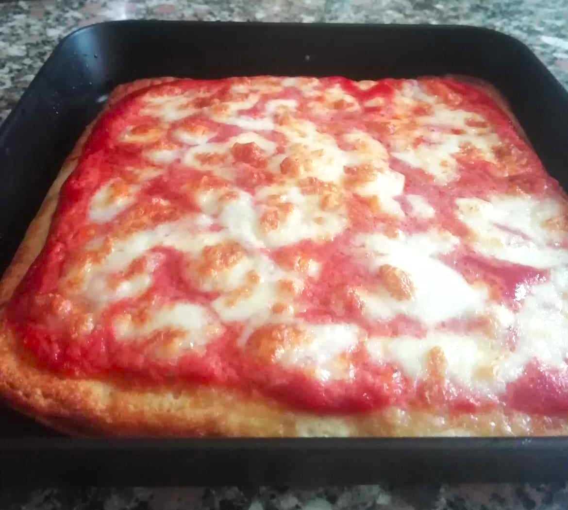 MARGHERITA PIZZA with Air Fryer