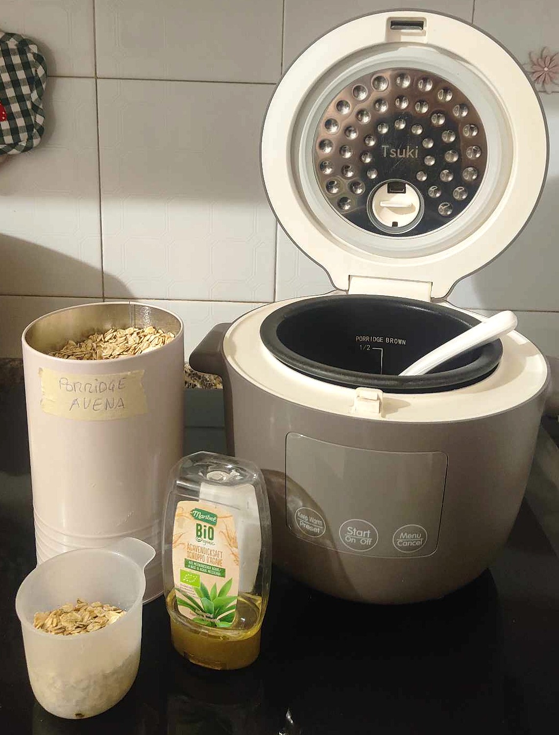 PERFECT OATMEAL PORRIDGE with Yum Asia Tsuki: The Rice Cooker that Changes Breakfast
