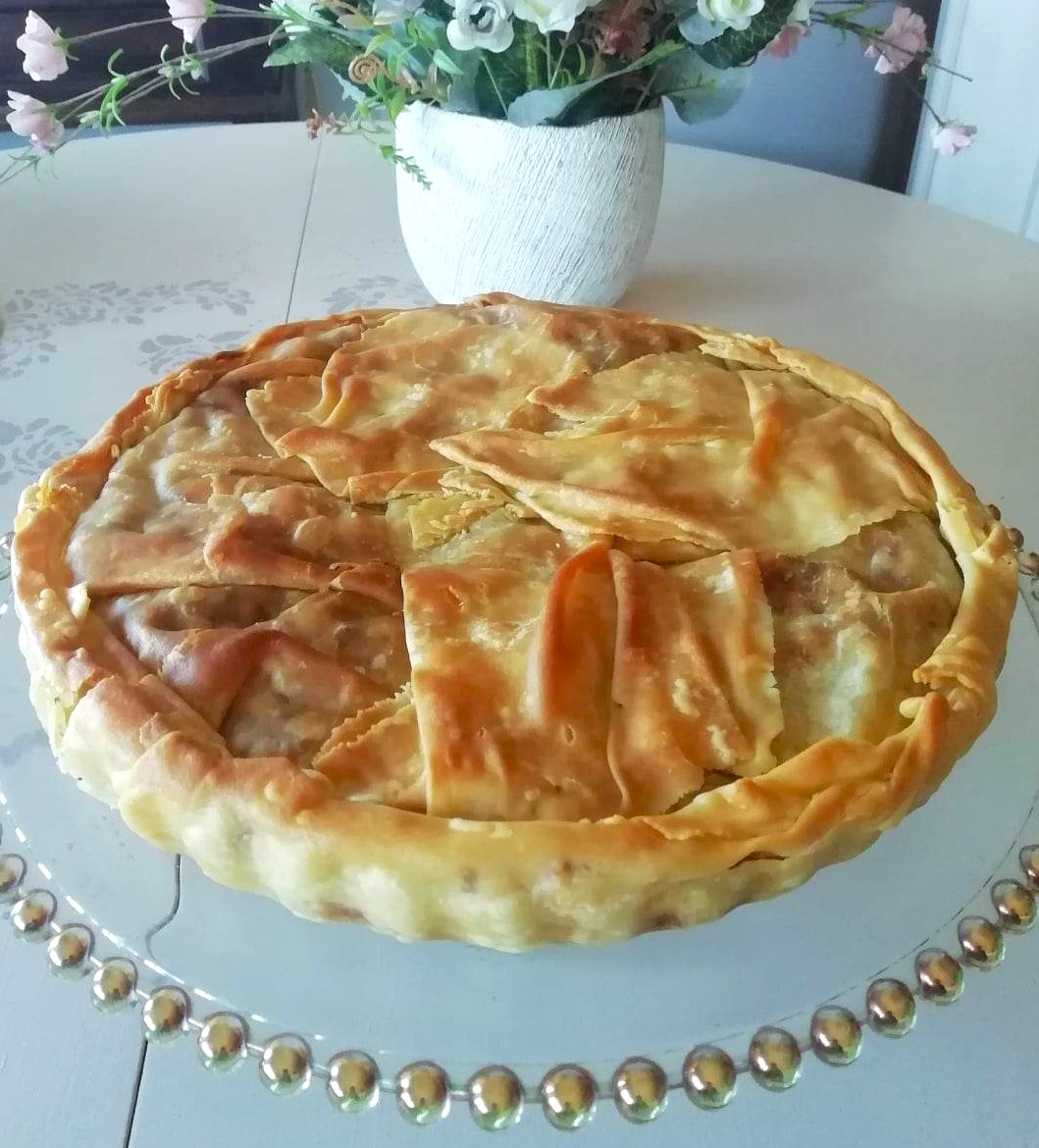 PUFF PASTRY PIZZA with onions and sausage