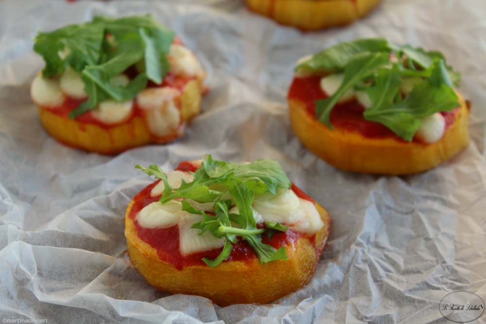 Pumpkin Mini Pizzas