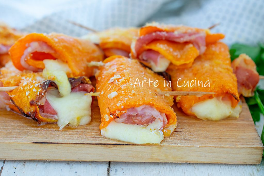 Pumpkin Rolls with Bacon