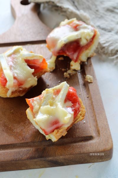 put back in the oven for another 2 or 3 minutes, until the cheese has melted